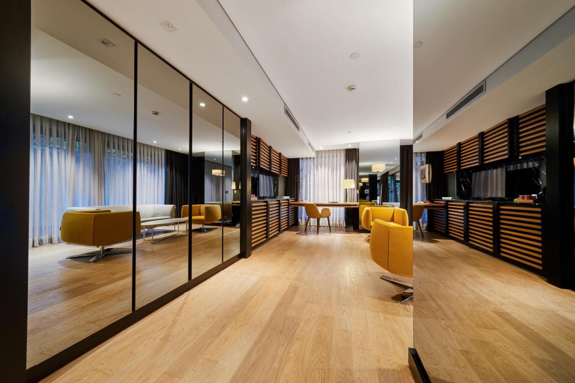 Metropolitan Hotels Bosphorus - Special Category Istanbul Exterior photo