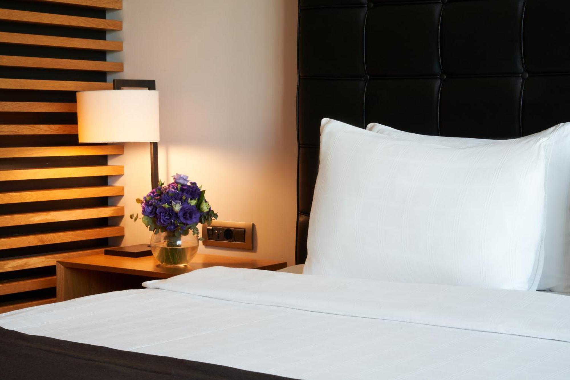 Metropolitan Hotels Bosphorus - Special Category Istanbul Exterior photo