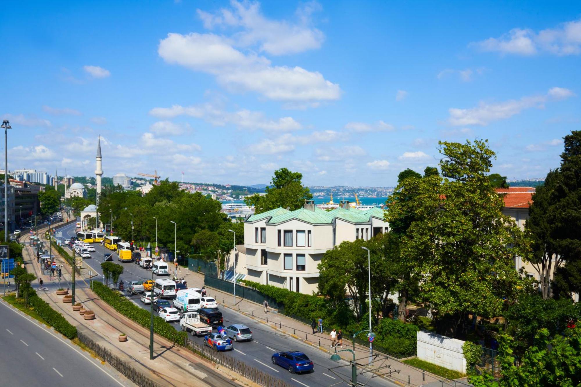 Metropolitan Hotels Bosphorus - Special Category Istanbul Exterior photo