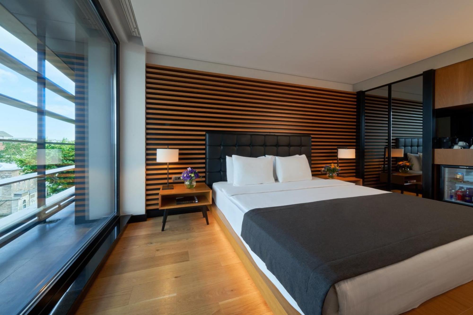 Metropolitan Hotels Bosphorus - Special Category Istanbul Exterior photo