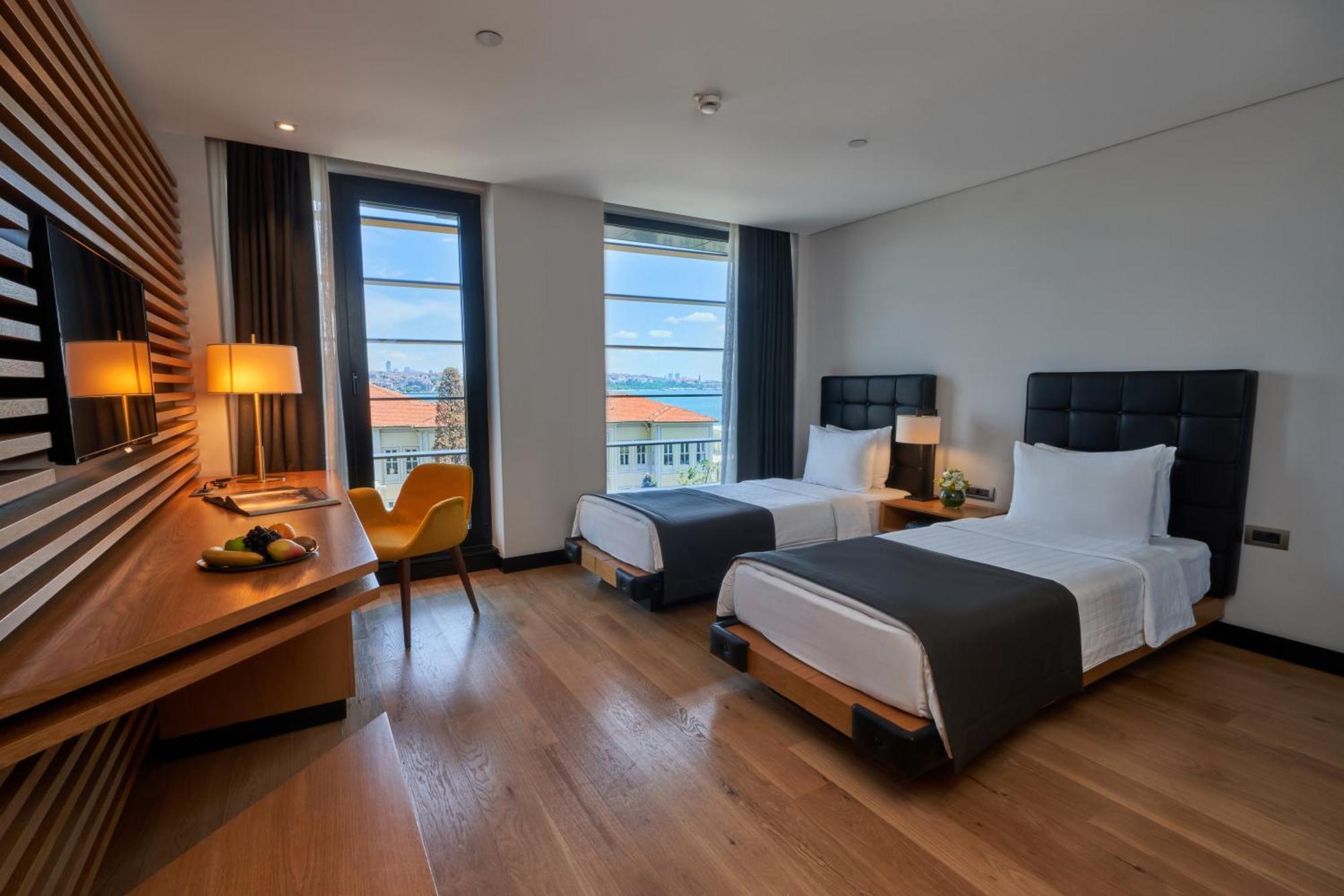 Metropolitan Hotels Bosphorus - Special Category Istanbul Exterior photo