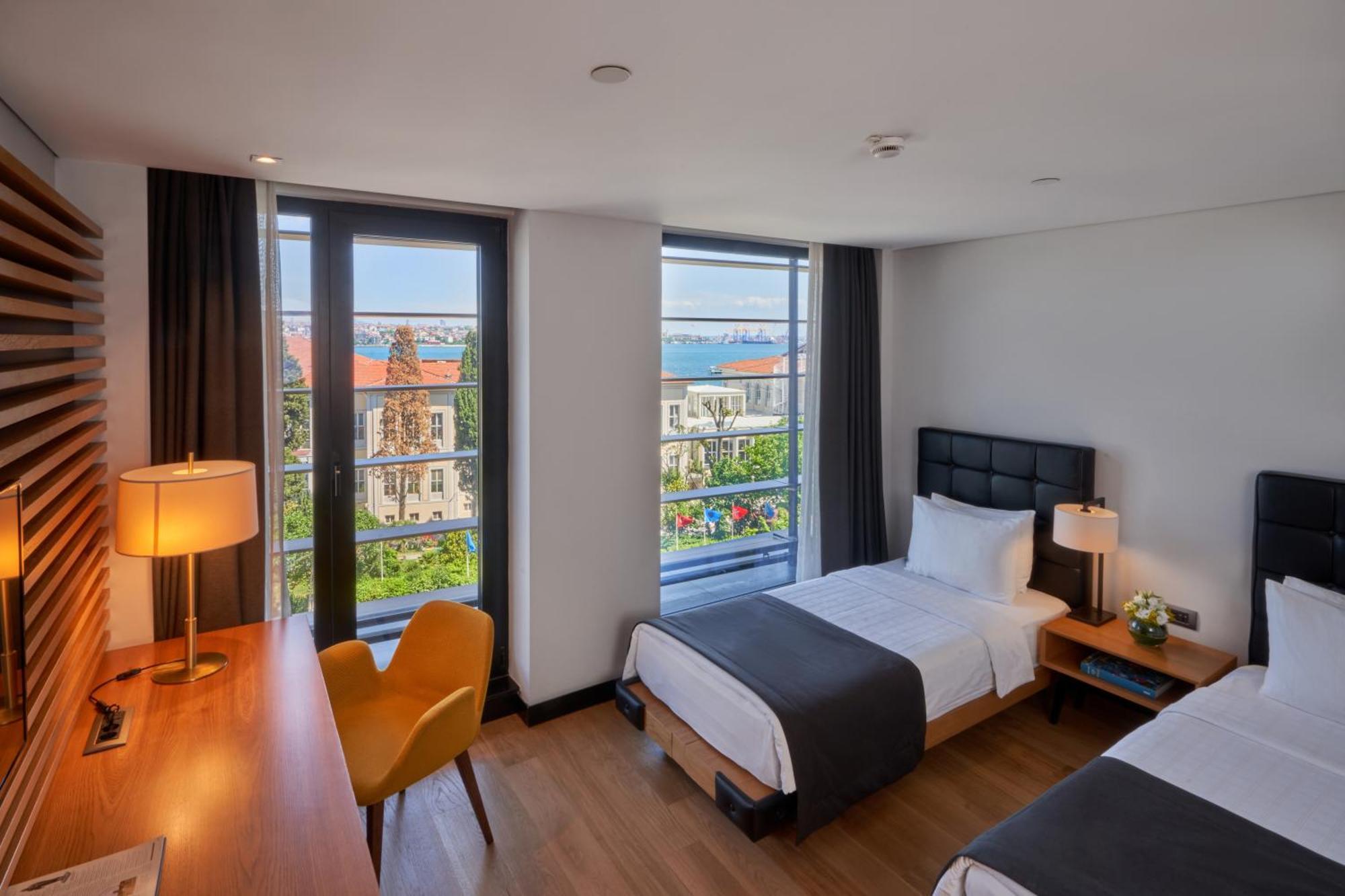 Metropolitan Hotels Bosphorus - Special Category Istanbul Exterior photo