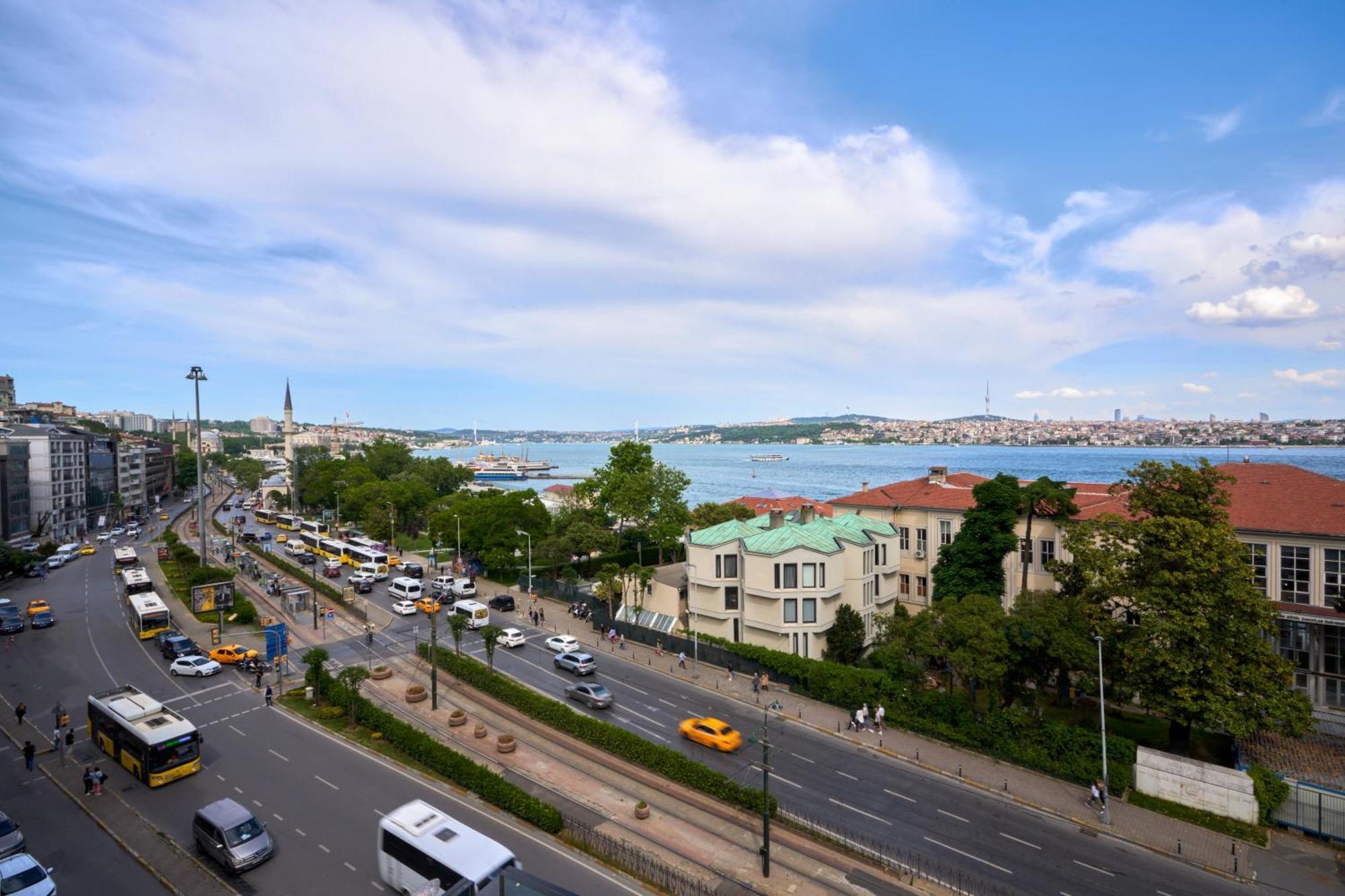 Metropolitan Hotels Bosphorus - Special Category Istanbul Exterior photo