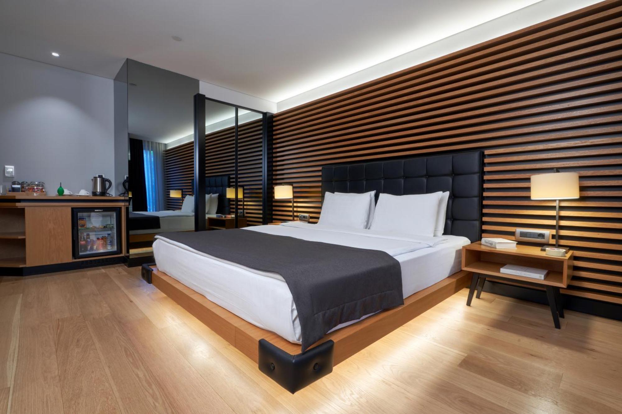 Metropolitan Hotels Bosphorus - Special Category Istanbul Exterior photo
