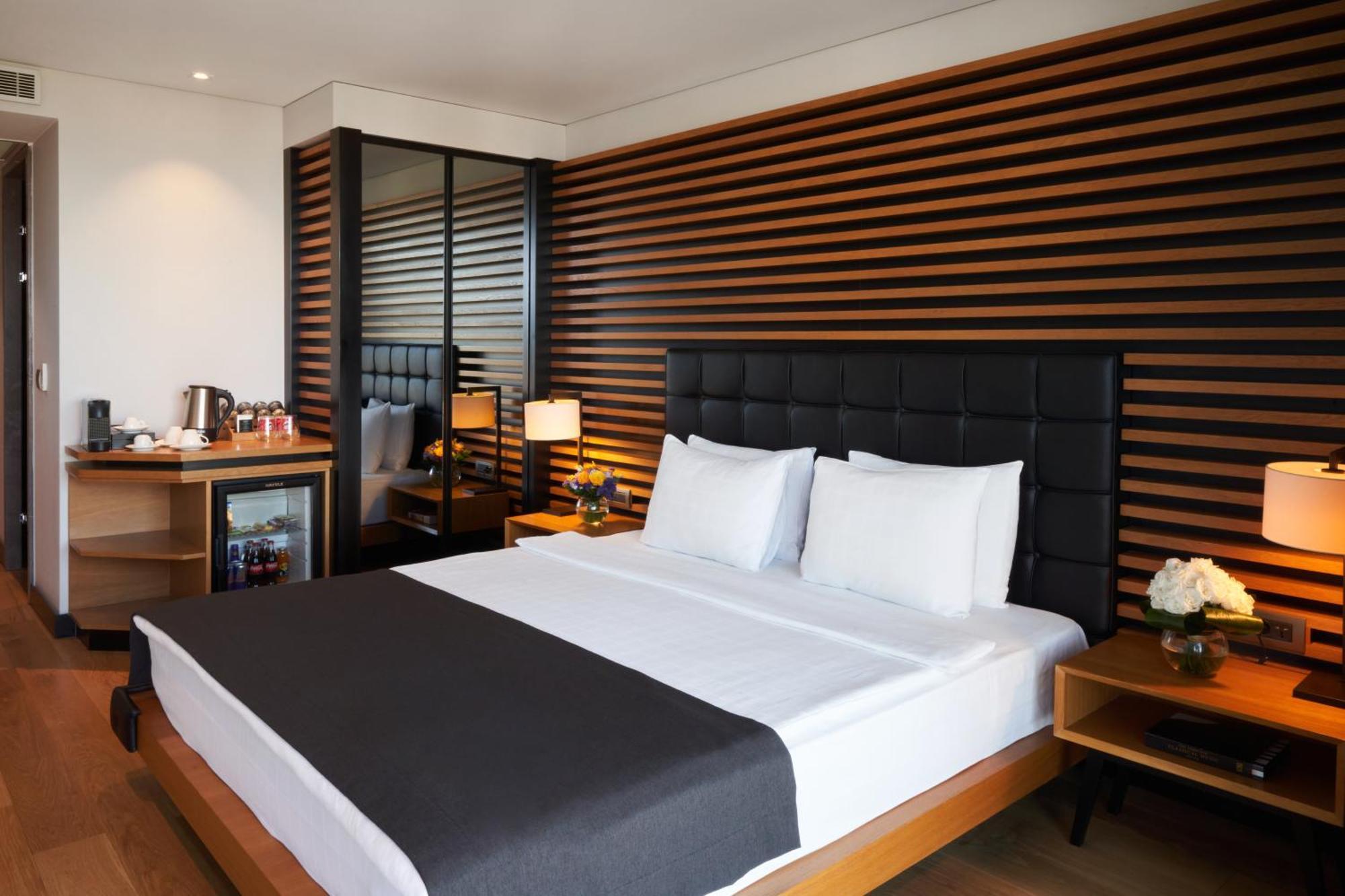 Metropolitan Hotels Bosphorus - Special Category Istanbul Exterior photo